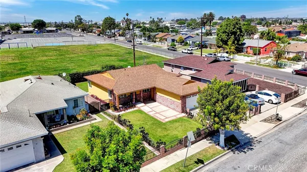 $649,999 | 407 South Keene Avenue, Compton, CA 90220