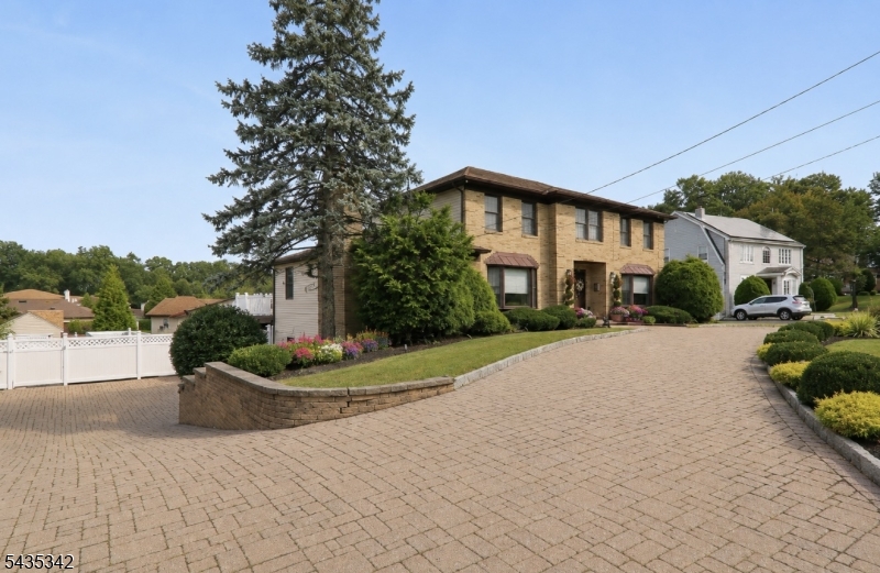 400 Madison Hill Road Clark, NJ 07066 - Photo 4 of 43