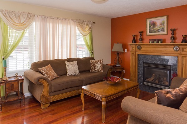 12 Jimmy Court Springfield, MA 01104 - Photo 5 of 18 Gallery Image 5