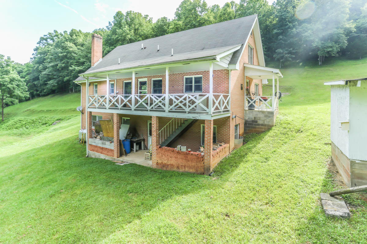 2910 Scott Road Hiwassee, VA 24347 - Photo 44 of 48 DGA_8394