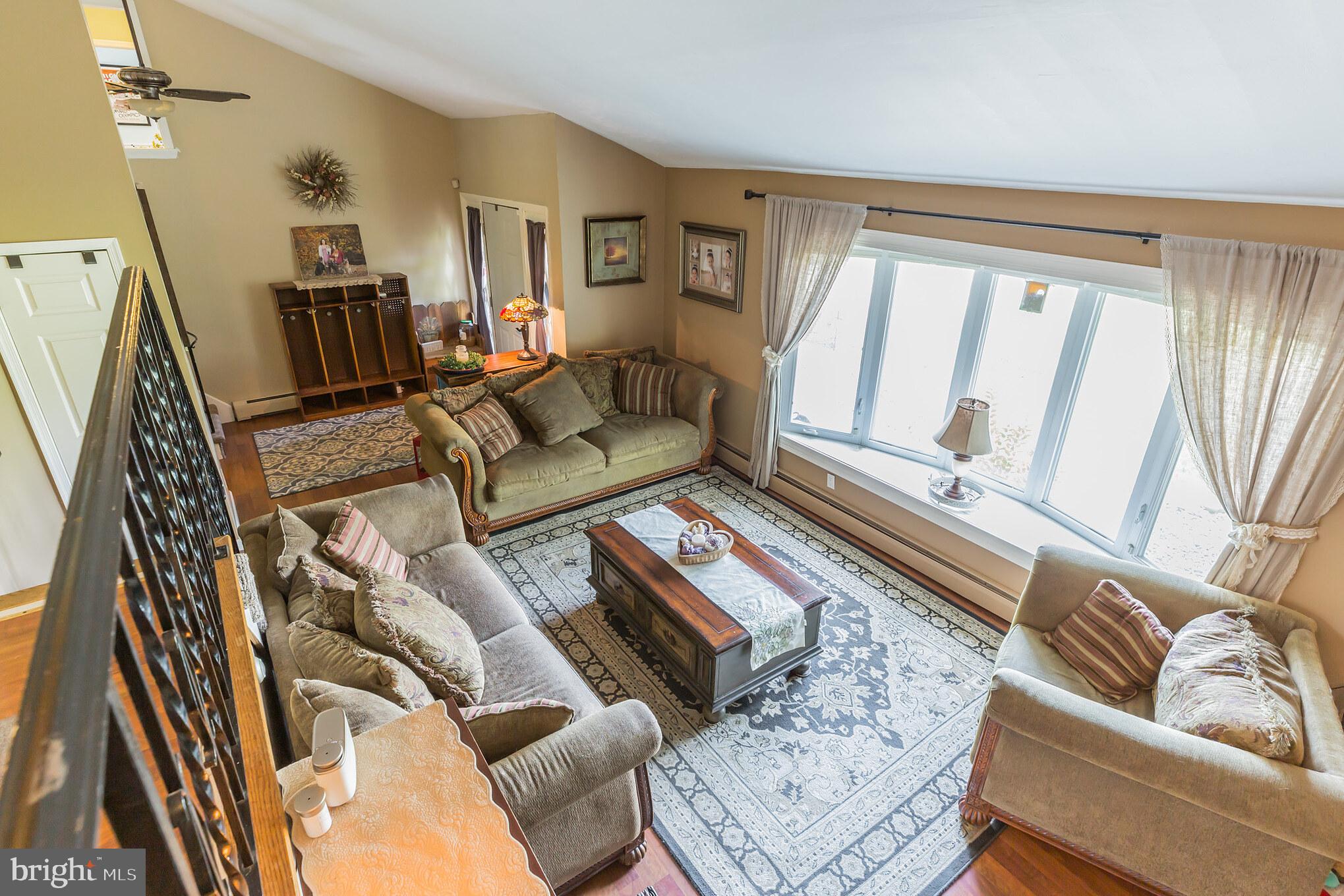 103 Defiance Road Malaga, NJ 08328 - Photo 13 of 38 Living Room
