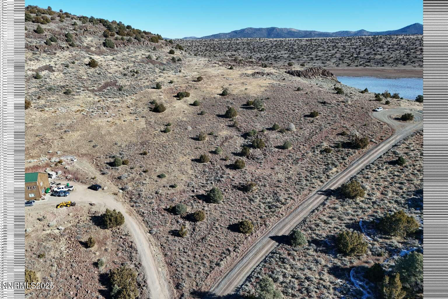 3180 Cartwright Road Reno, NV 89521 - Photo 12 of 19 a view of a backyard of the house