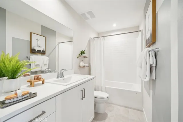 $676,990 | 16054 Esparza Lane, Fontana, CA 92336