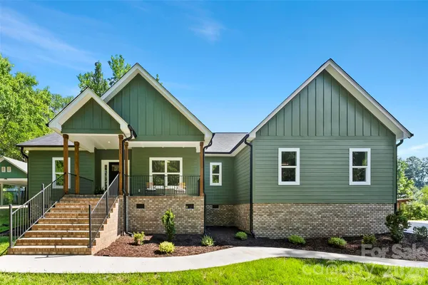 $525,000 | 153 Reading Street, York, SC 29745