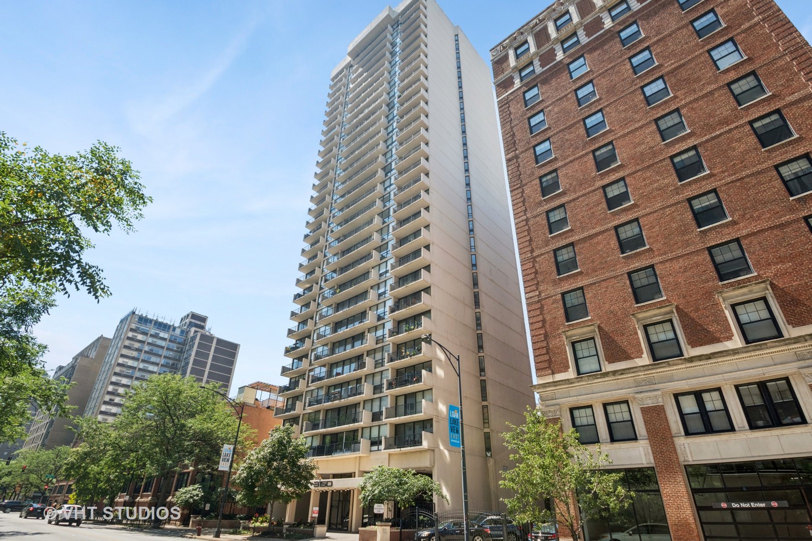 3150 North Sheridan Road, Unit 5A Chicago, IL 60657 - Photo 1 of 34 a front view of a building