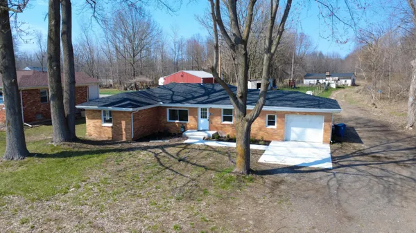 $339,900 | 5424 Oakville Waltz Road, New Boston, MI 48164