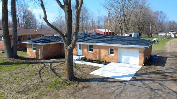 $339,900 | 5424 Oakville Waltz Road, New Boston, MI 48164