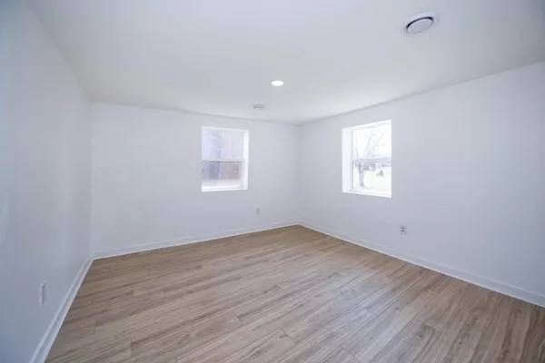 $339,900 | 5424 Oakville Waltz Road, New Boston, MI 48164