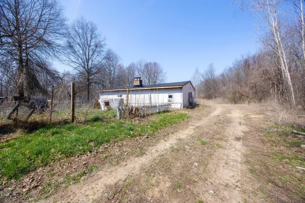 $339,900 | 5424 Oakville Waltz Road, New Boston, MI 48164