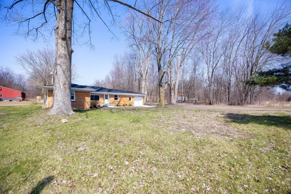$339,900 | 5424 Oakville Waltz Road, New Boston, MI 48164