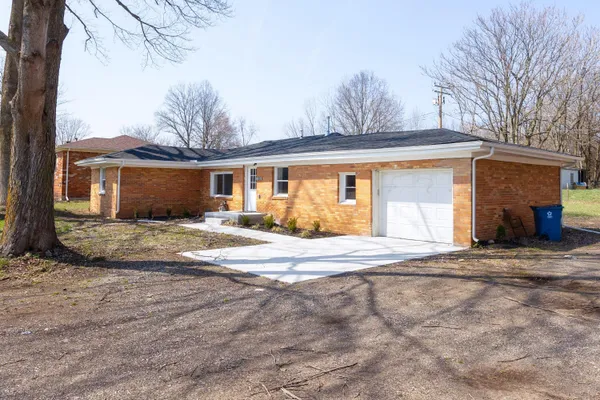 $339,900 | 5424 Oakville Waltz Road, New Boston, MI 48164