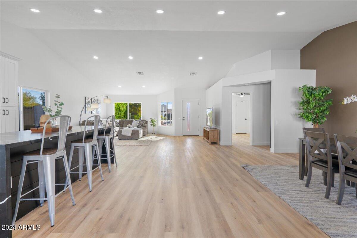 7740 West Calavar Road Peoria, AZ 85381 - Photo 12 of 42 13-QVB09418