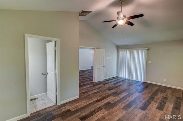 $275,000 | 25 Clark Drive, Fairview Heights, IL 62208