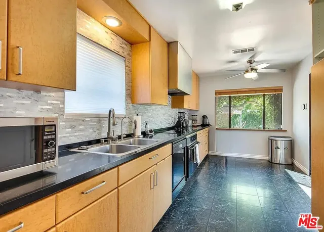 $5,000 | 16913 Bassett Street, Van Nuys, CA 91406