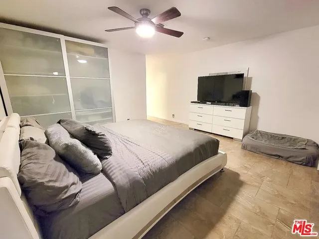 $5,000 | 16913 Bassett Street, Van Nuys, CA 91406