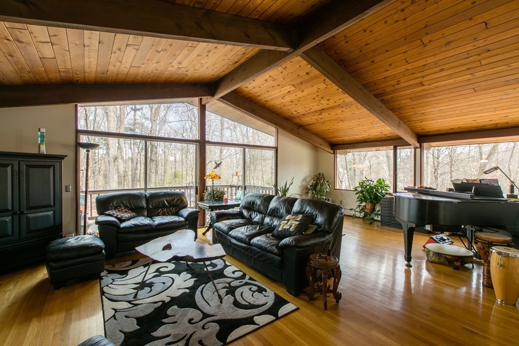 53 Silver Hill Road Concord, MA 01742 - Photo 6 of 28 Gallery Image 6