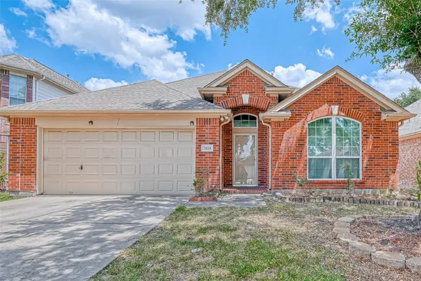 $2,100 | 11834 Leaf Oak Drive, Houston, TX 77065