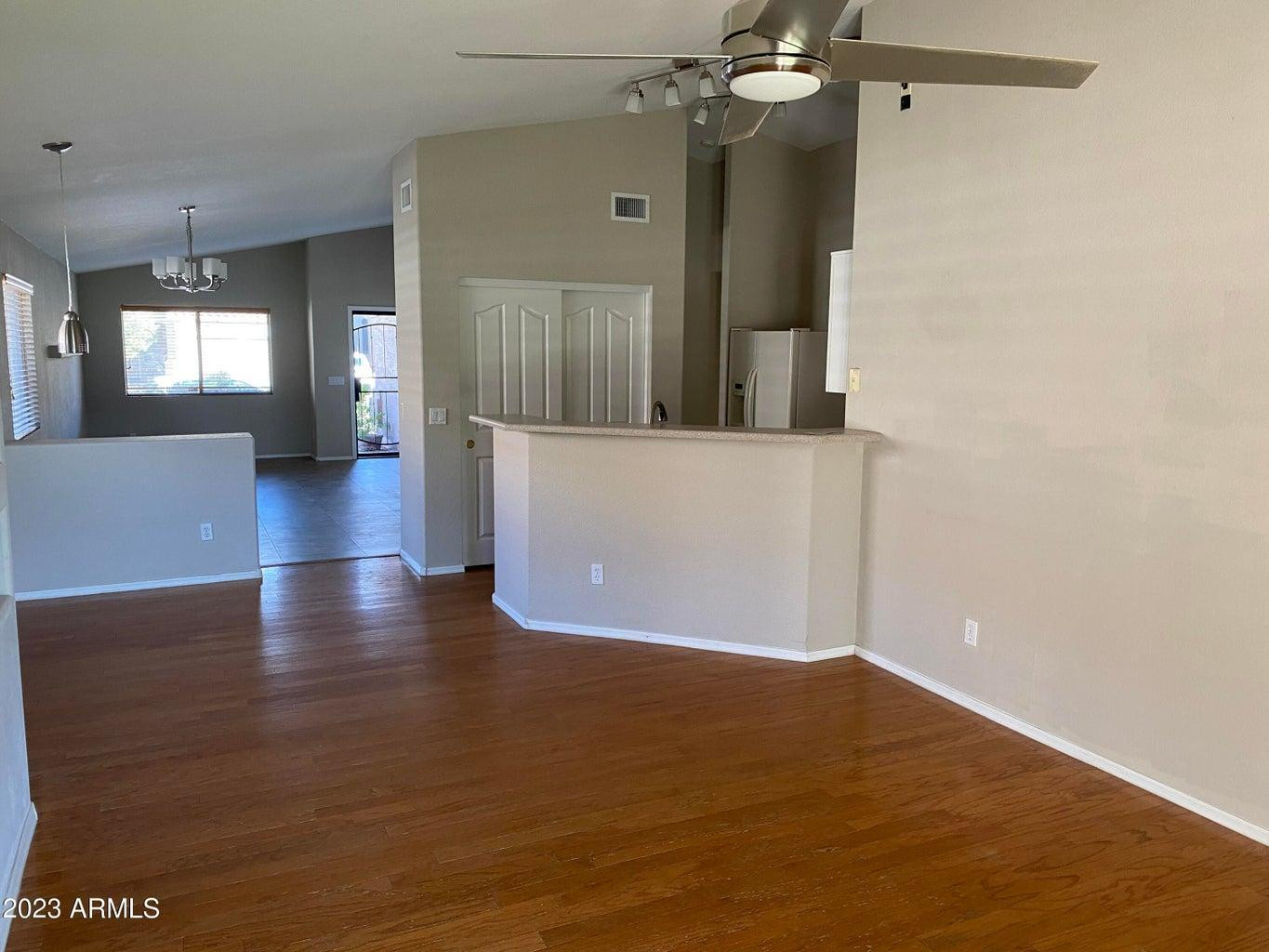 6335 West Saddlehorn Road Phoenix, AZ 85083 - Photo 3 of 9 Photo #3