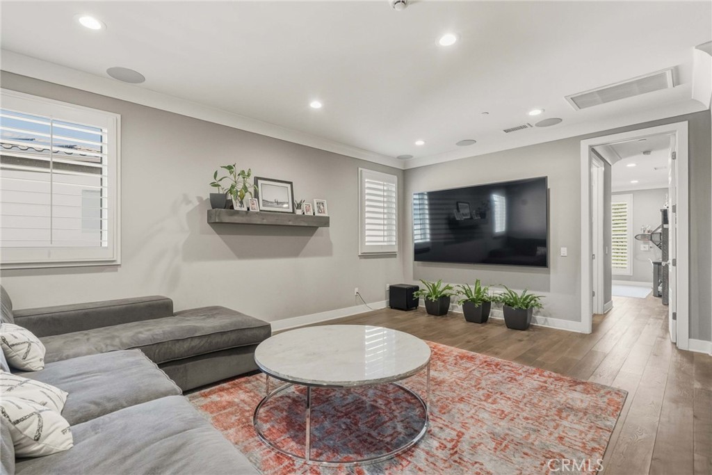 11937 Ancona Way Porter Ranch, CA 91326 - Photo 30 of 49