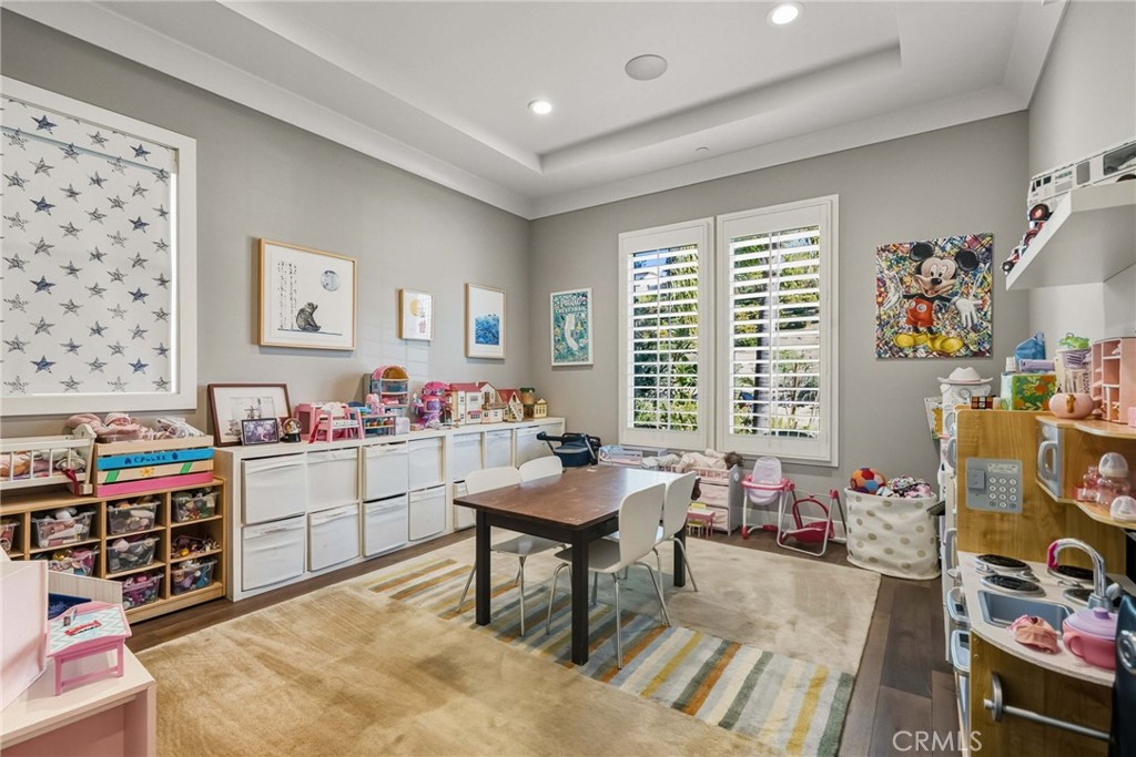 11937 Ancona Way Porter Ranch, CA 91326 - Photo 32 of 49