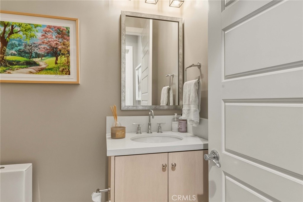 11937 Ancona Way Porter Ranch, CA 91326 - Photo 33 of 49