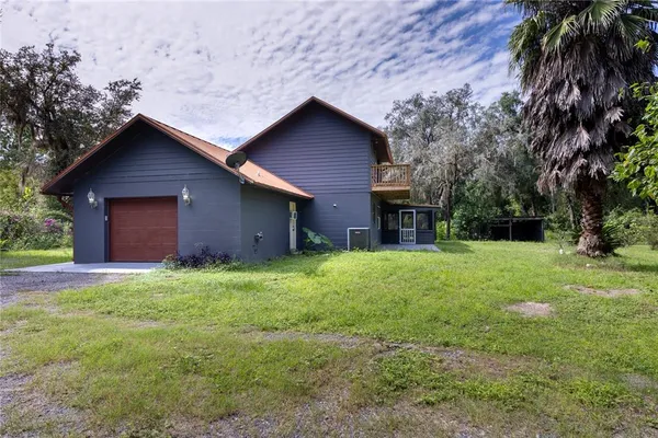 $639,000 | 131 Riley Lake Drive, Hawthorne, FL 32640