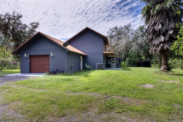 $649,000 | 131 Riley Lake Drive, Hawthorne, FL 32640