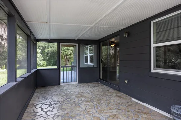 $639,000 | 131 Riley Lake Drive, Hawthorne, FL 32640