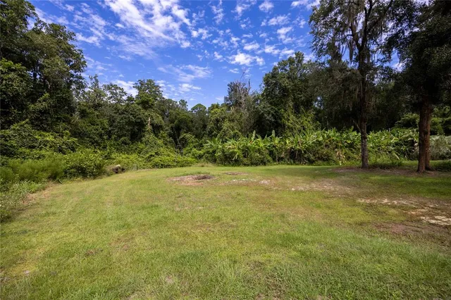 $649,000 | 131 Riley Lake Drive, Hawthorne, FL 32640