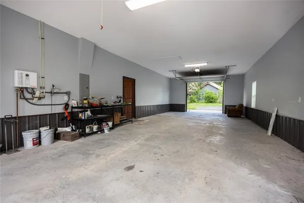 $639,000 | 131 Riley Lake Drive, Hawthorne, FL 32640