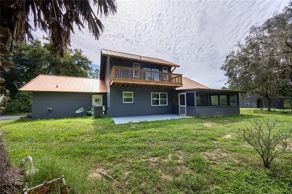 $639,000 | 131 Riley Lake Drive, Hawthorne, FL 32640