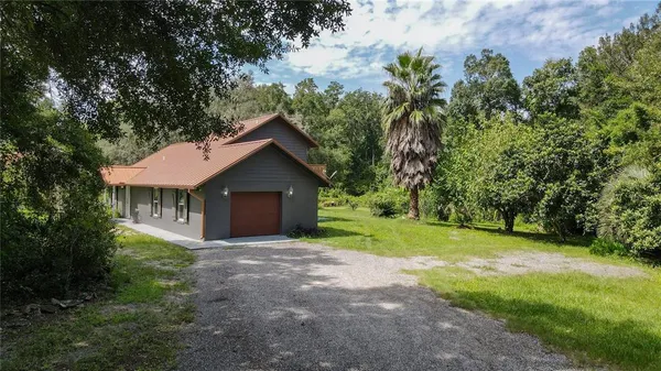 $639,000 | 131 Riley Lake Drive, Hawthorne, FL 32640