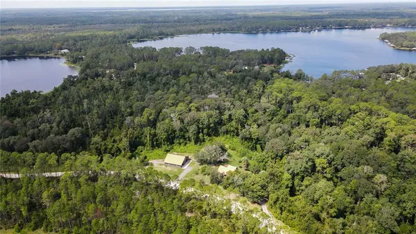 $639,000 | 131 Riley Lake Drive, Hawthorne, FL 32640