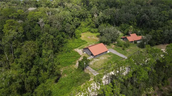 $639,000 | 131 Riley Lake Drive, Hawthorne, FL 32640