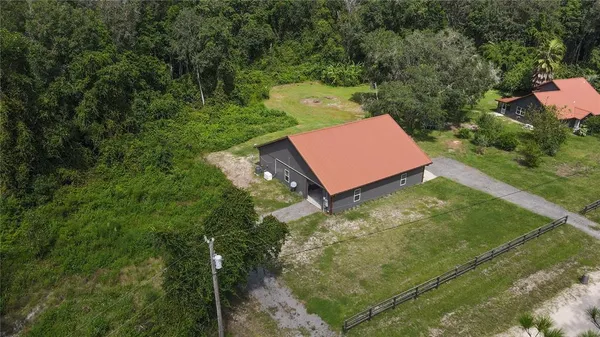 $639,000 | 131 Riley Lake Drive, Hawthorne, FL 32640