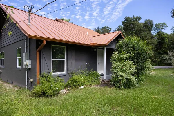 $639,000 | 131 Riley Lake Drive, Hawthorne, FL 32640