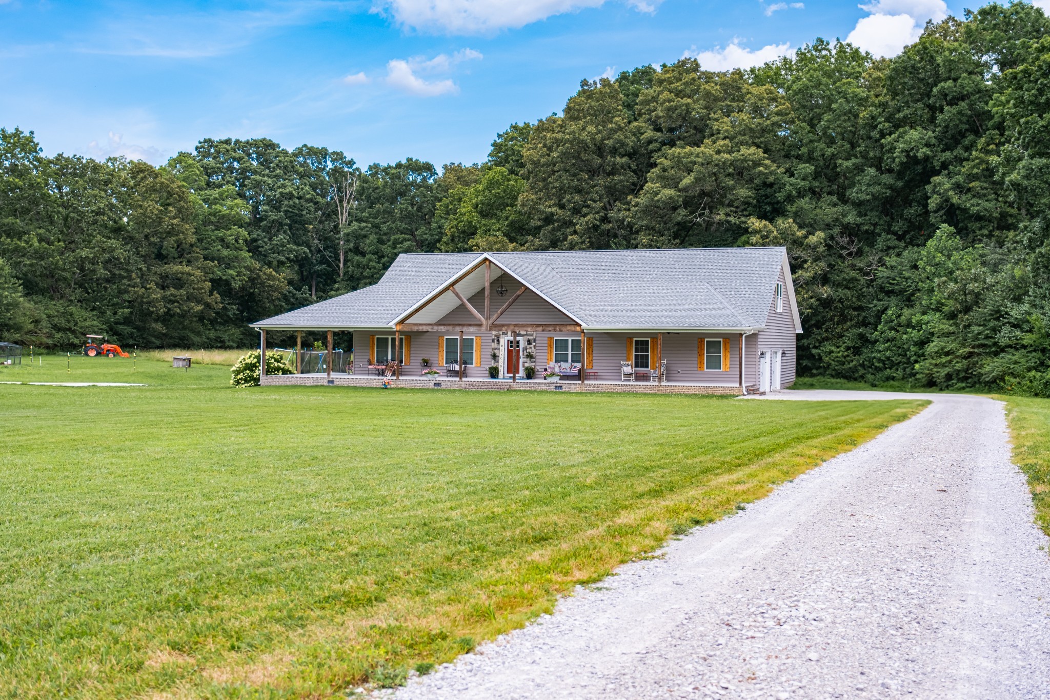 362 Lakeview Street Manchester, TN 37355 - Photo 38 of 39 a view of a house with a big yard
