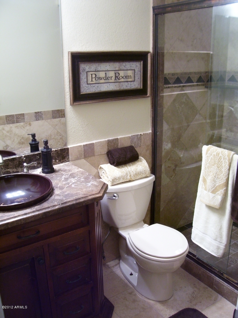 2301 East Greenway Road Phoenix, AZ 85022 - Photo 14 of 22 Hall Bathroom