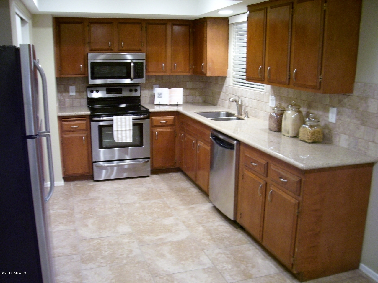 2301 East Greenway Road Phoenix, AZ 85022 - Photo 8 of 22 Kitchen
