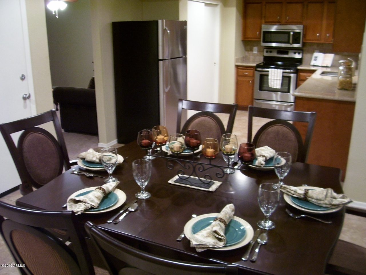 2301 East Greenway Road Phoenix, AZ 85022 - Photo 10 of 22 Dining Room looking into Kitchane