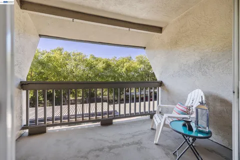 $299,800 | 1087 Murrieta Boulevard, Unit 339, Livermore, CA 94550