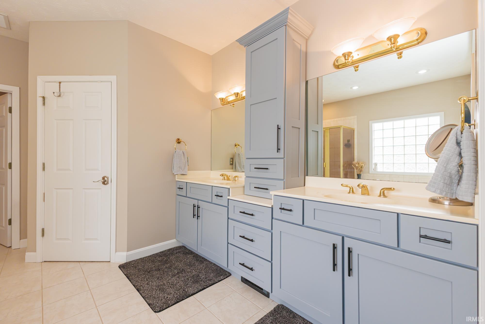 5108 West Pineridge Road Muncie, IN 47304 - Photo 11 of 36