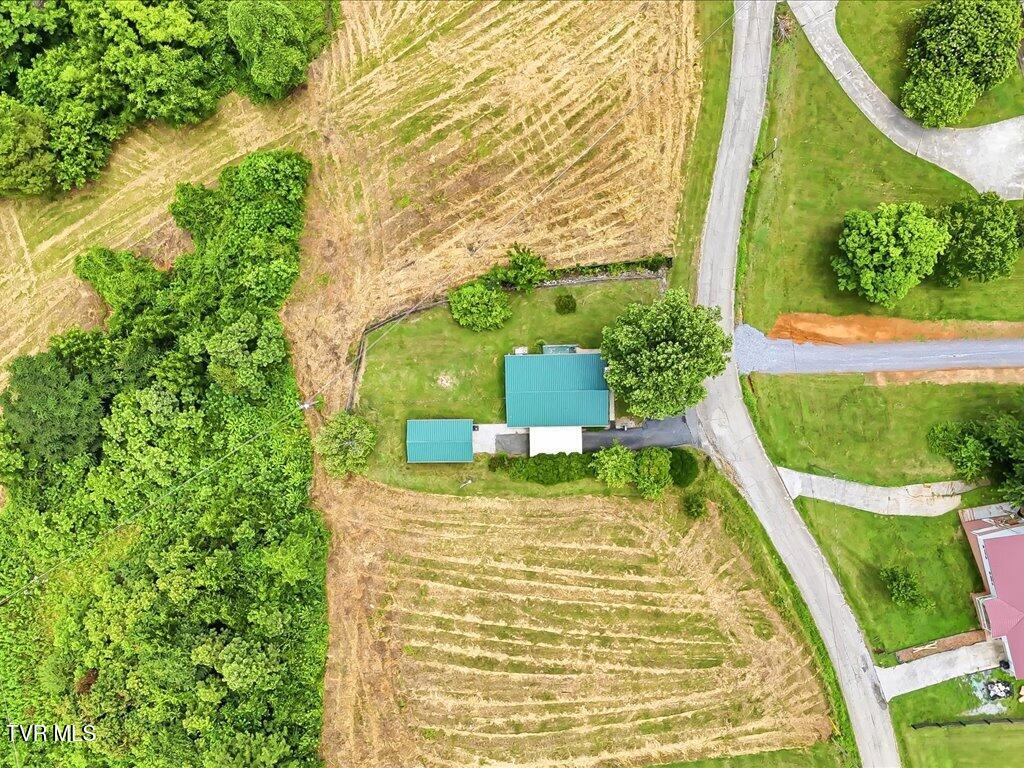 818 Guy Collins Road Morristown, TN 37813 - Photo 24 of 28 818 Guy Collins Rd - 24