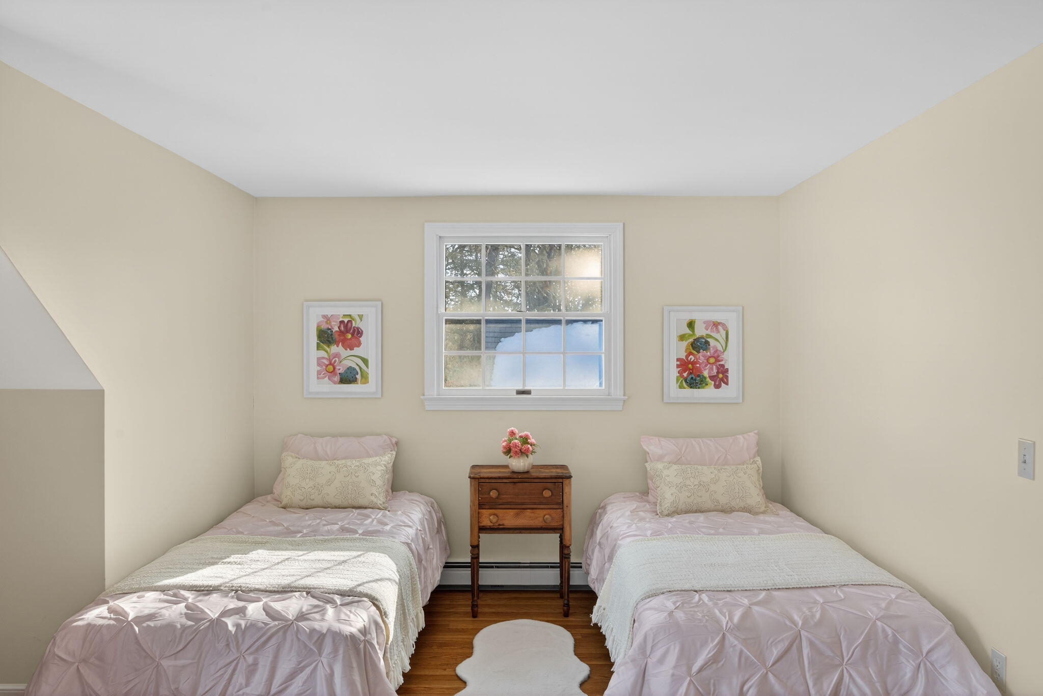 54 Marthas Lane Harwich, MA 02645 - Photo 31 of 53 a bedroom with a bed and a couch
