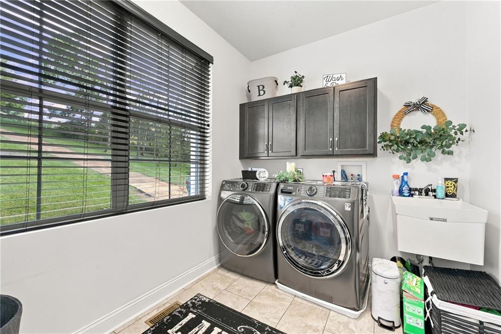 1064 Lux Road Jeannette, PA 15644 - Photo 21 of 43 Main floor laundry