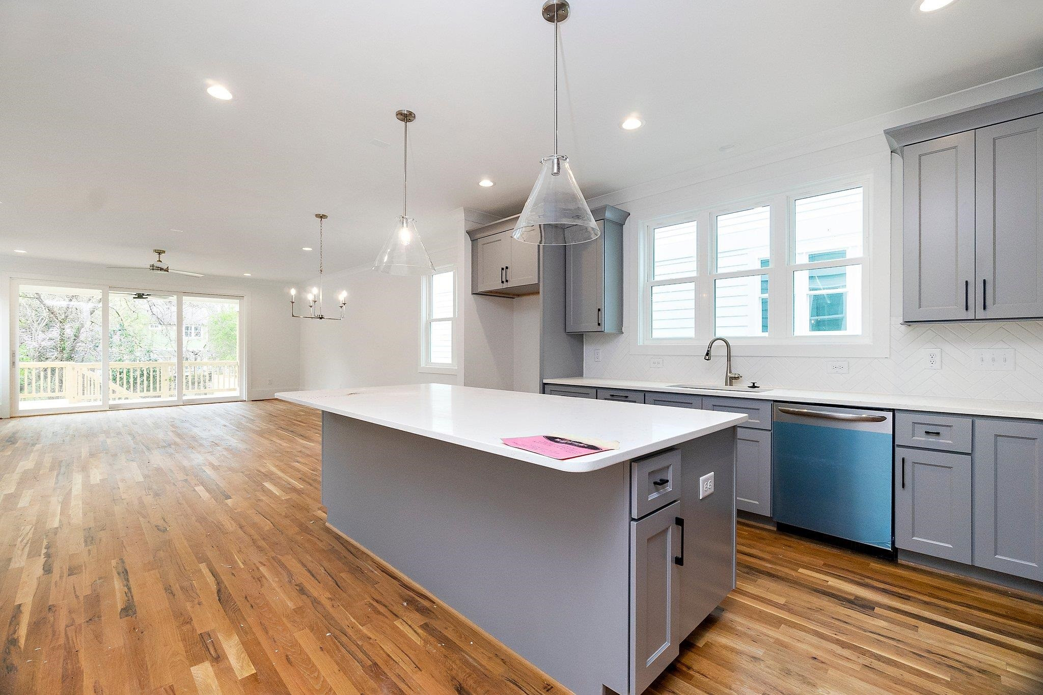233 Grand Avenue Raleigh, NC 27606 - Photo 8 of 32 Photo 8