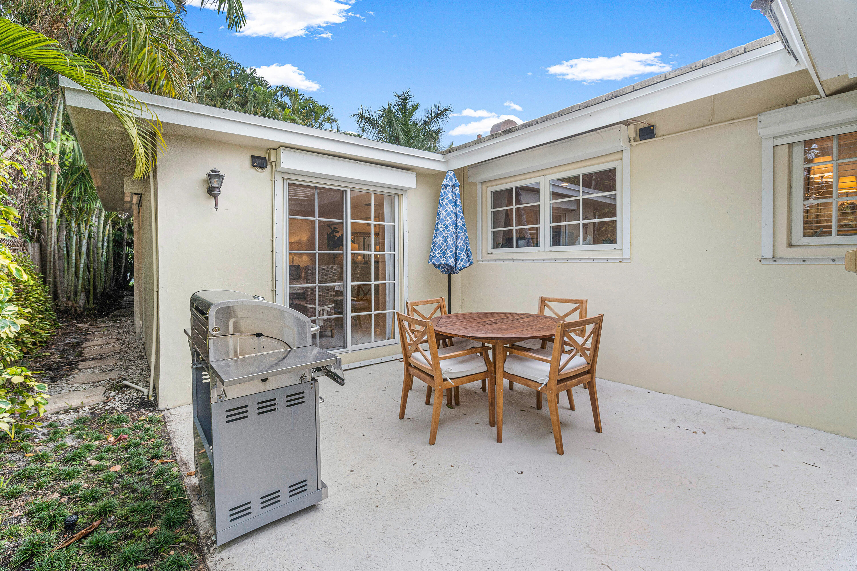 241 List Road Palm Beach, FL 33480 - Photo 24 of 62 Patio to Family Room