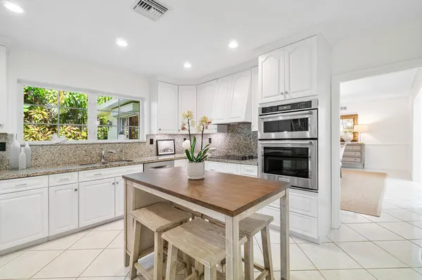 $30,000 | 241 List Road, Palm Beach, FL 33480