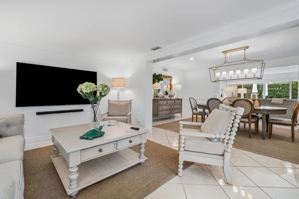 $30,000 | 241 List Road, Palm Beach, FL 33480