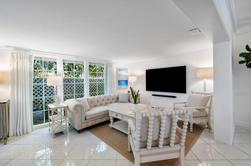 241 List Road Palm Beach, FL 33480 - Photo 34 of 62 Family Room